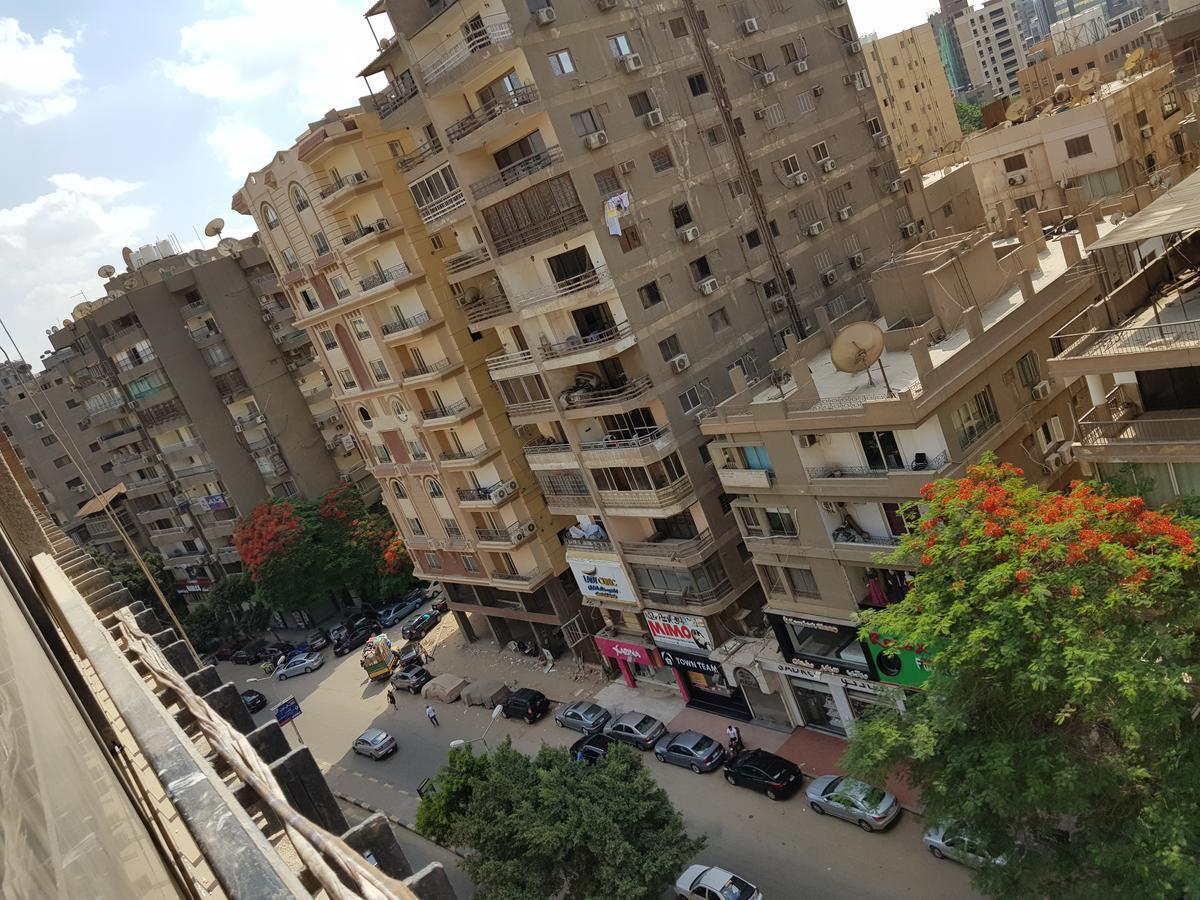 Luxury Apartment In 51 Shehab Street Caïro Buitenkant foto
